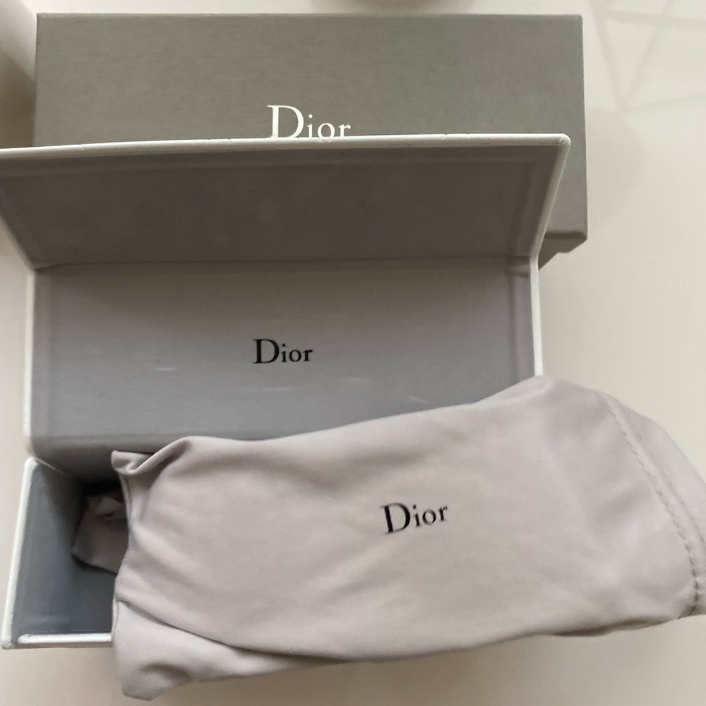 Door sunglasses - Picture 4 of 5